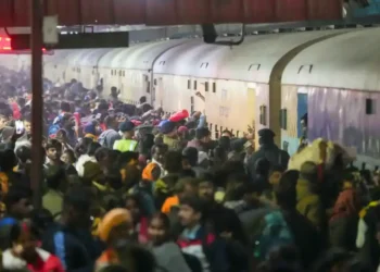 नई दिल्ली स्टेशन पर मौतें भगदड़ से नहीं, गिरते बैग से हुईं: सरकार ने CCTV से सच्चाई बताई