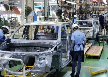 कारें, मोबाइल फोन, कंप्यूटर: नए जीएसटी सिस्टम में क्या हो सकता है सस्ता?