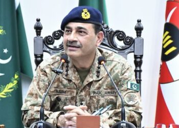 “हम आधी दुनिया को अपने साथ ले डुबेंगे”: अमेरिका में पाक सेना प्रमुख असीम मुनीर की परमाणु धमकी