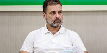 “सच्चा भारतीय ऐसा नहीं कहेगा…” : चीन को लेकर दावे पर सुप्रीम कोर्ट की राहुल गांधी को फटकार, केस पर लगाई रोक