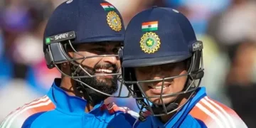 Rohit Sharma ODI Captaincy Record: धोनी–कोहली से आगे निकले ‘हिटमैन’, बतौर कप्तान बनाया ऐसा रिकॉर्ड जो गिल के लिए बनेगा बड़ी चुनौती
