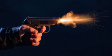 कारोबारी के ऑफिस पर फायरिंग में बदमाशों तक पहुंची पुलिस…