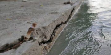 क्या कमजोर नींव झेल पाएगी लाखों श्रद्धालुओं का भार?