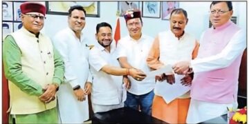 Undergraduate Exam Controversy :भाजपा विधायकों ने मुख्यमंत्री धामी का किया आभार