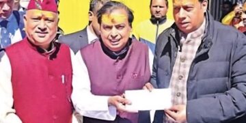 Why is the Kedar Sabha upset?: मुकेश अंबानी ने किए केदारनाथ के दर्शन, दिया 10 करोड़ का दान