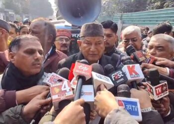 AI जनरेटेड वीडियो विवाद: हरीश रावत ने भाजपा पर लगाए गंभीर आरोप, प्रदेश कार्यालय के बाहर रोके गए…