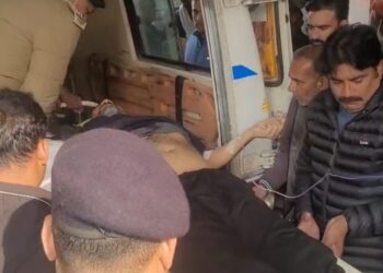 एम्स ऋषिकेश में भर्ती कुख्यात विनय त्यागी की हालत गंभीर, वेंटिलेटर पर इलाज जारी; बेटी ने सुरक्षा में लापरवाही का लगाया आरोप…