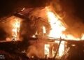 पुरोला(उत्तरकाशी): मोरी के गुराड़ी गांव में भीषण आग, तीन घर और 14 मवेशी जलकर राख