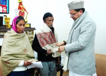 अंकिता भंडारी के माता-पिता से मिले मुख्यमंत्री धामी, न्याय दिलाने का दिया भरोसा