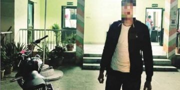 तेज आवाज बनी मुसीबत, रेट्रो साइलेंसर लगी बुलेट जब्त