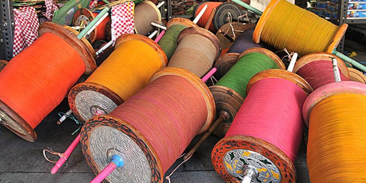 ज्वालापुर में प्रतिबंधित चाइनीज मांझा बेचने वाला गिरफ्तार, ₹10 हजार का चालान