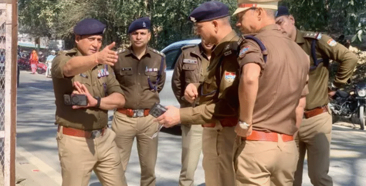 परमेंद्र सिंह डोबाल ने देहरादून में सुरक्षा व ट्रैफिक व्यवस्थाओं का लिया जायजा…