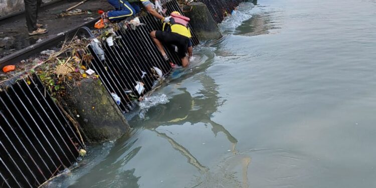 रुड़की में गंगा में डूबे IIT छात्र का शव बरामद, SDRF-NDRF के संयुक्त सर्च ऑपरेशन के बाद मोहम्मदपुर झाल में मिला…