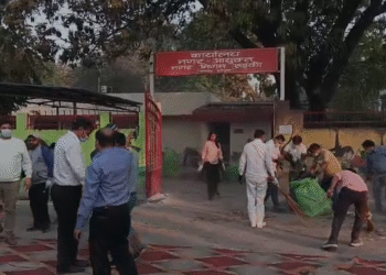 रुड़की नगर निगम में सफाई कर्मचारियों की हड़ताल तीसरे दिन भी जारी, वार्ता बेनतीजा…