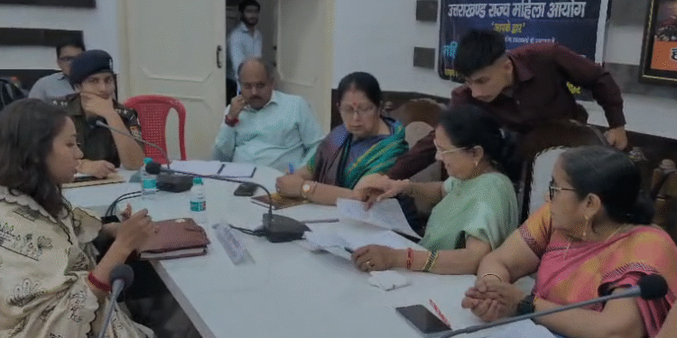 हरिद्वार में ‘महिला आयोग आपके द्वार’ के तहत महिला जनसुनवाई, समस्याओं के समाधान के दिए निर्देश…
