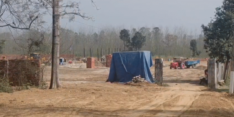 नहर किनारे सरकारी जमीन पर कब्जों के खिलाफ बड़ा एक्शन, अवैध रास्तों पर चलेगा बुलडोजर…