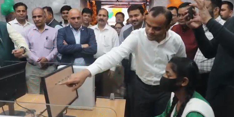 रुड़की में AI शिक्षा की शुरुआत, सरकारी स्कूलों के छात्रों को मिला डिजिटल मंच…
