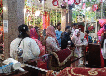 चैत्र नवरात्रि के पांचवें दिन हरिद्वार में उमड़ी श्रद्धालुओं की भीड़, स्कंदमाता के दर्शन को लगा सैलाब…