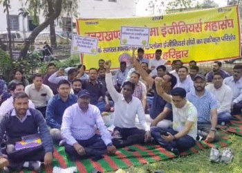 उत्तराखंड में डिप्लोमा इंजीनियरों की अनिश्चितकालीन हड़ताल शुरू, सरकारी कामकाज और विकास कार्यों पर पड़ सकता है असर…