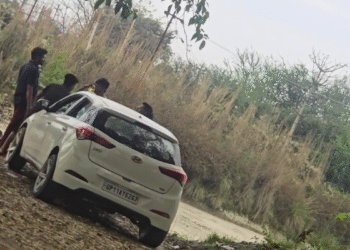 गंगा किनारे शराबखोरी का अड्डा! हरिद्वार के बहादराबाद में कानून व्यवस्था पर उठे गंभीर सवाल…