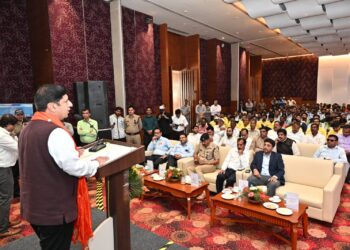 चारधाम यात्रा से पहले बड़ा कदम: सड़क सुरक्षा को लेकर हरिद्वार में विशेष ट्रेनिंग…