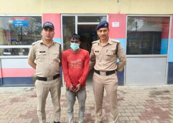 मंगलौर में पुलिस की सघन चेकिंग, अवैध चाकू के साथ युवक गिरफ्तार…