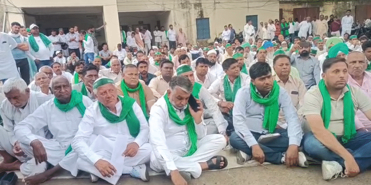 रुड़की में किसानों का हल्ला बोल: बिजली बिल, स्मार्ट मीटर के खिलाफ सड़कों पर उतरे किसान…